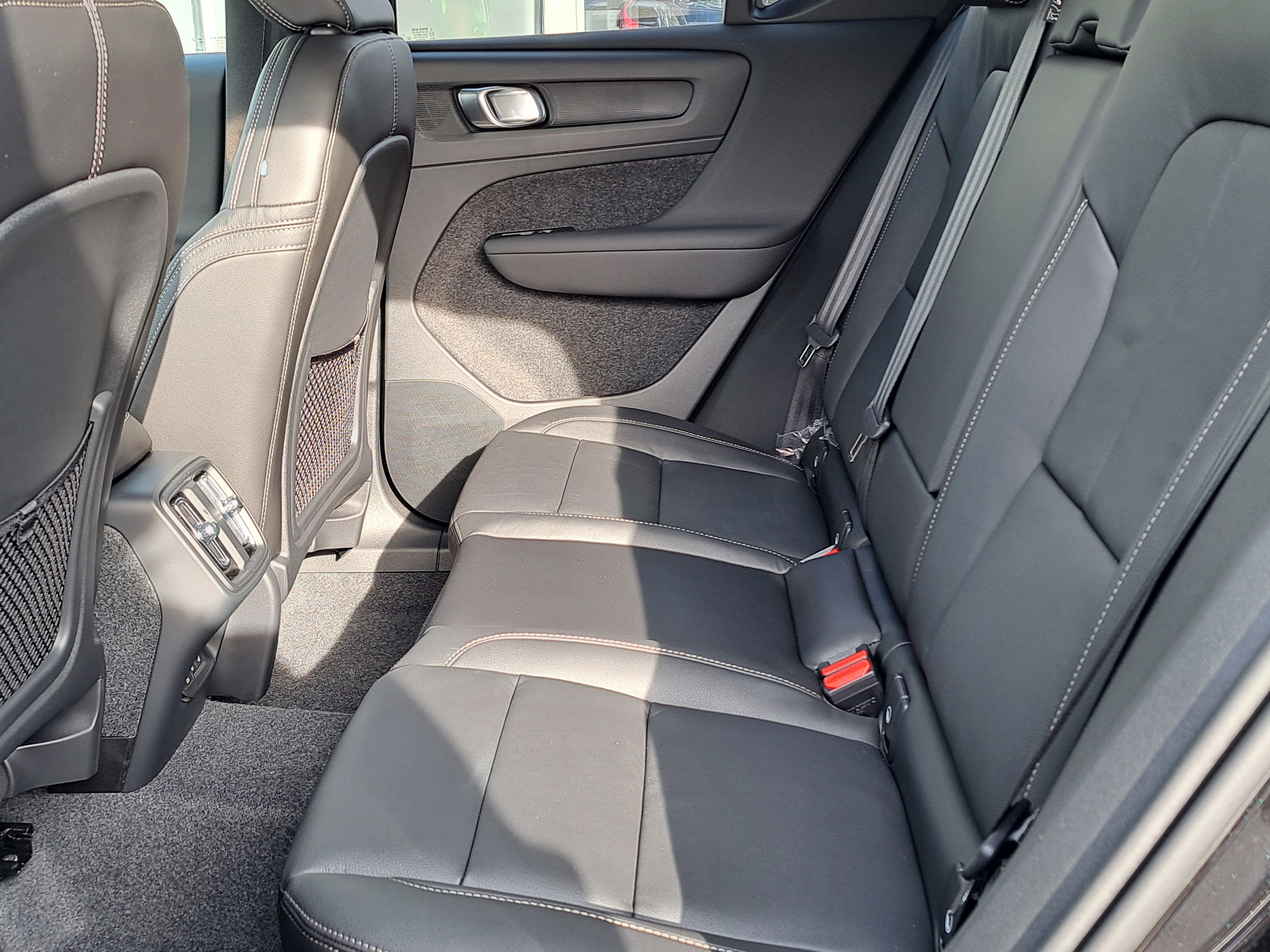 New 2026 Volvo XC40 B5 Plus w/ Protection Package Premier image 7