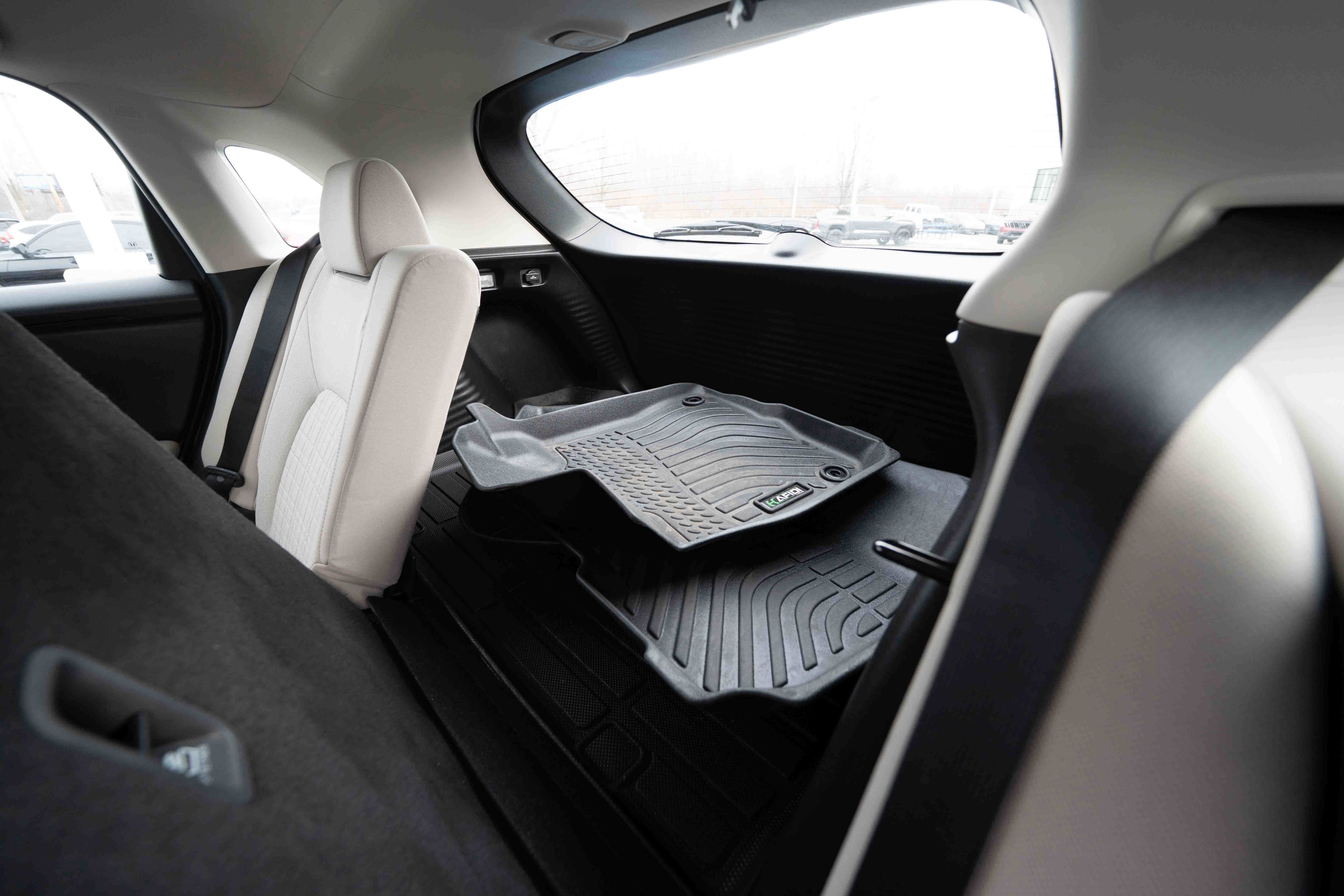 Used 2025 Honda HR-V LX image 24