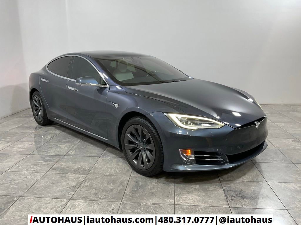 Used 2020 Tesla Model S Long Range Plus image 9