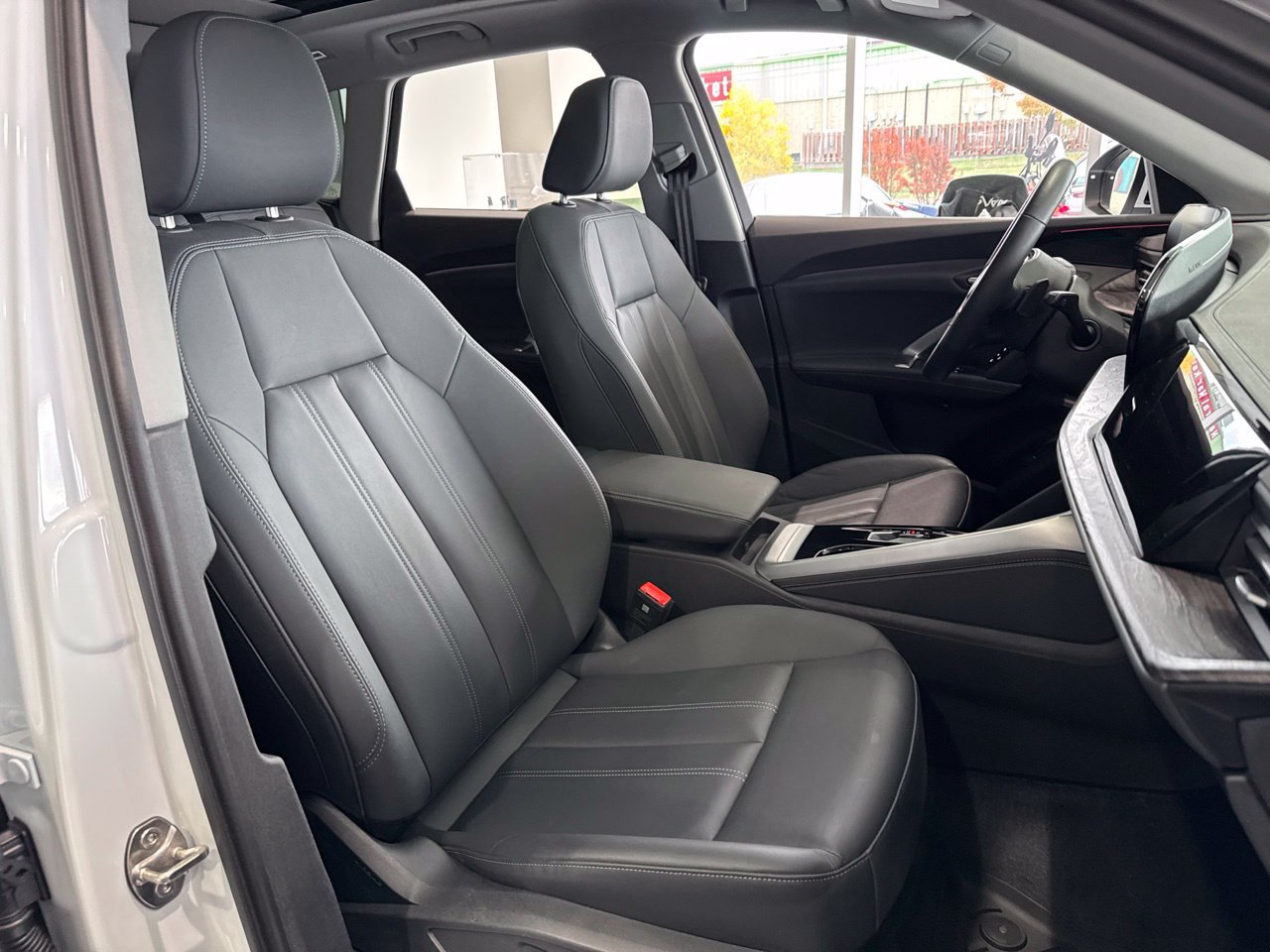 Used 2025 Audi Q5 Premium AWD/4WD image 50
