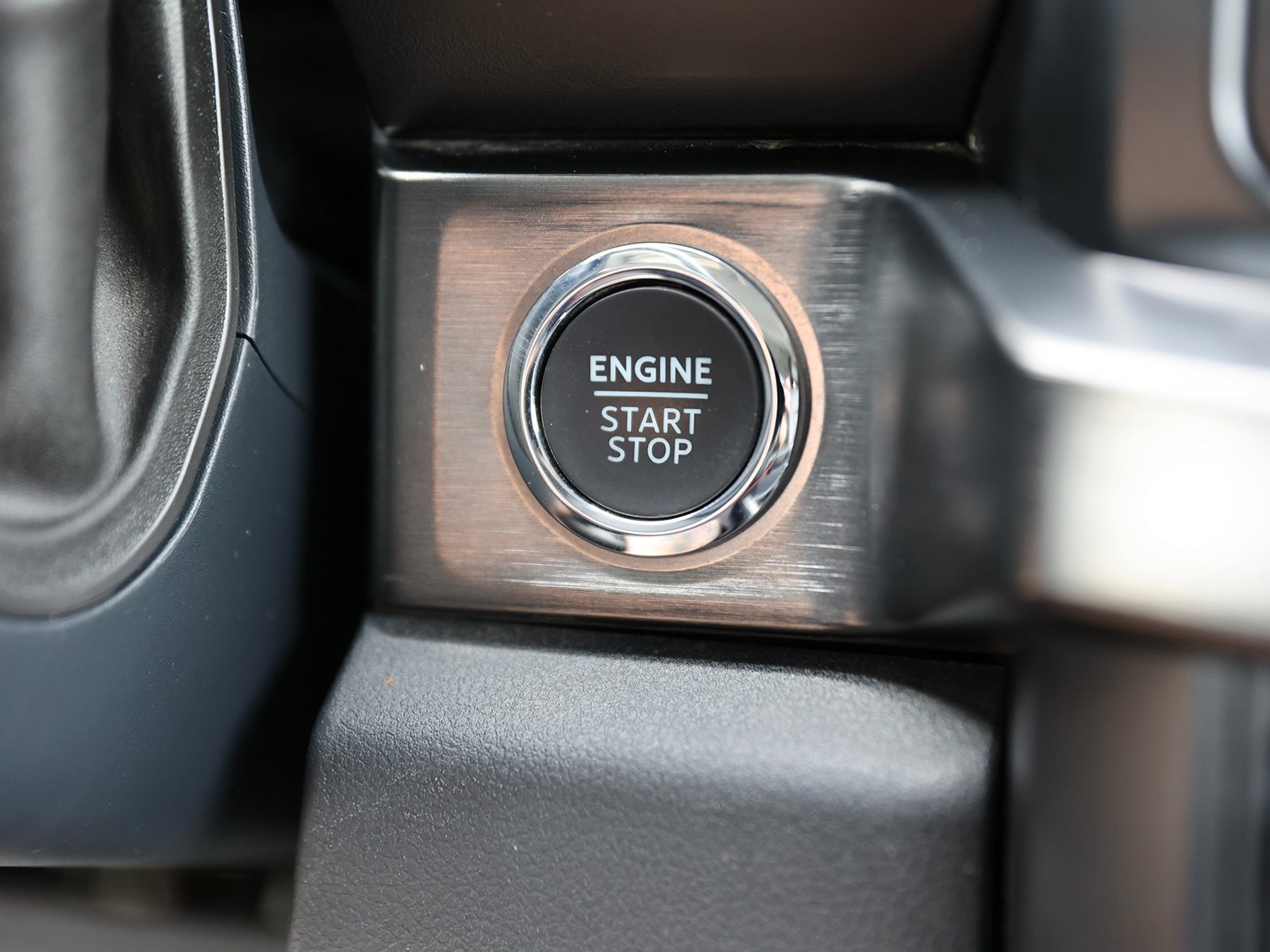 Certified 2024 Ford F250 Lariat image 33