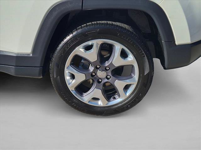 Used 2021 Jeep Compass Limited AWD/4WD image 11