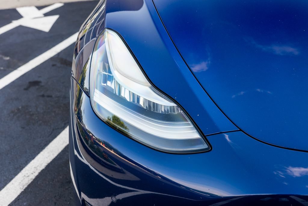 Used 2022 Tesla Model Y Long Range AWD/4WD image 7