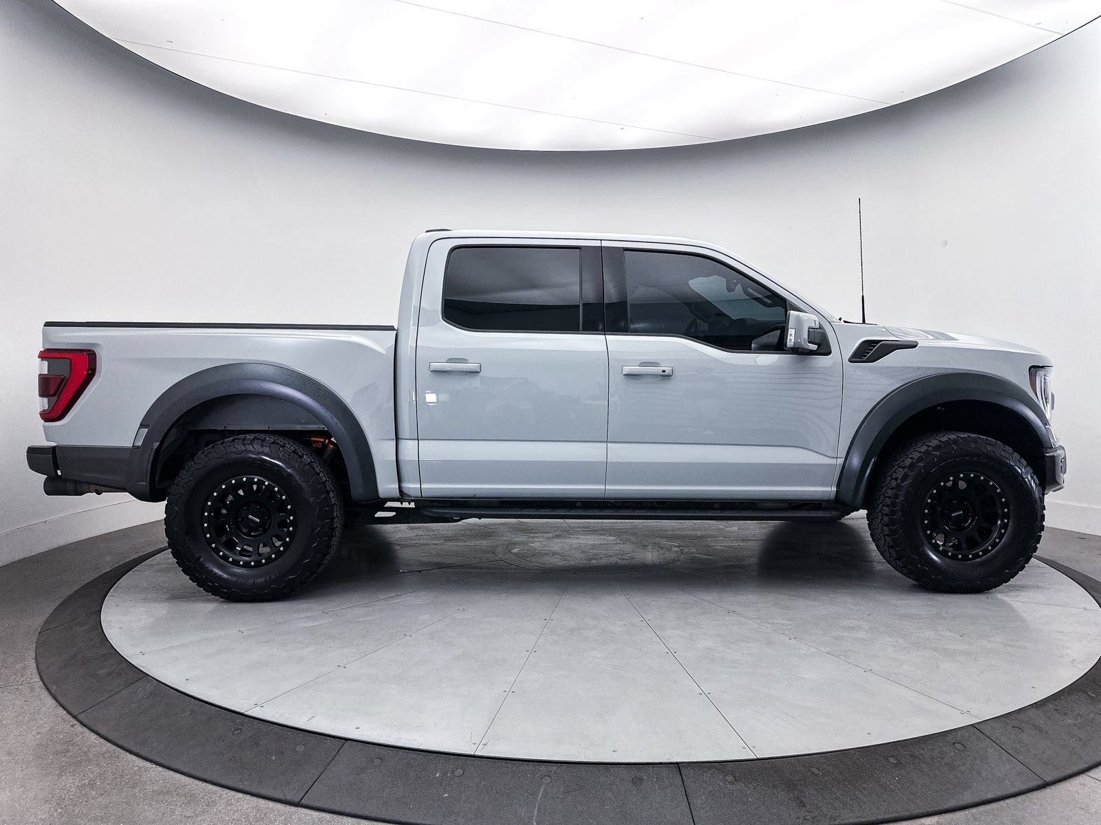 Used 2023 Ford F150 Raptor AWD/4WD image 41