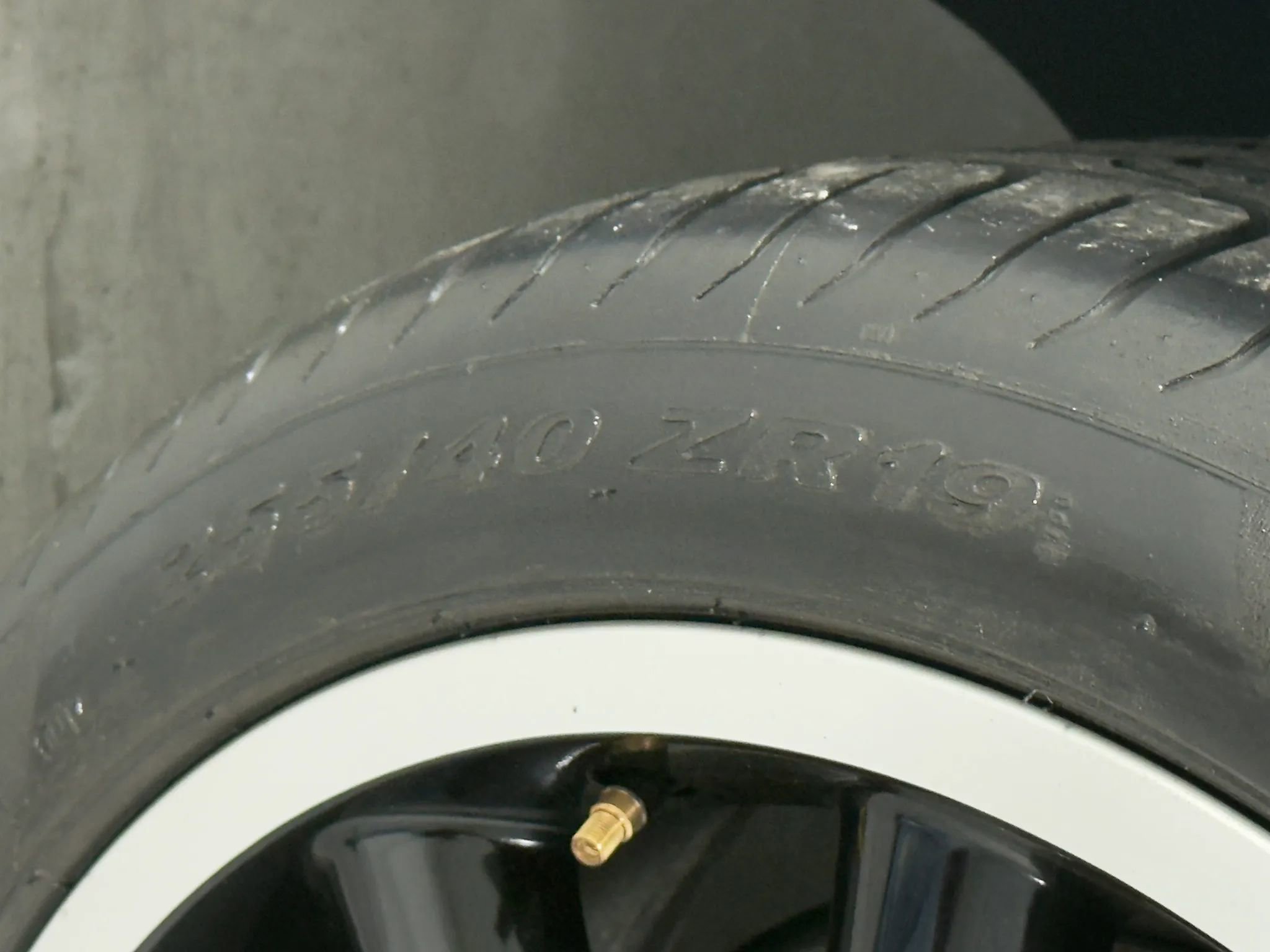 Used 2013 Ford Mustang Boss 302 RWD image 38