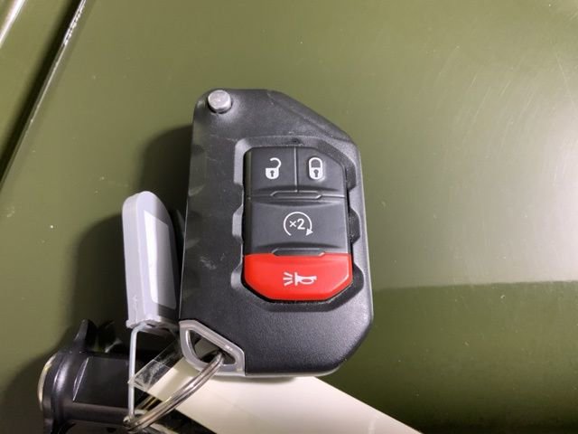 Used 2022 Jeep Gladiator Rubicon w/ LED Lighting Group image 34