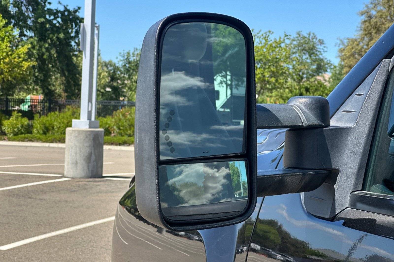 Used 2011 Chevrolet Silverado 2500 LTZ w/ LTZ Plus Package image 50