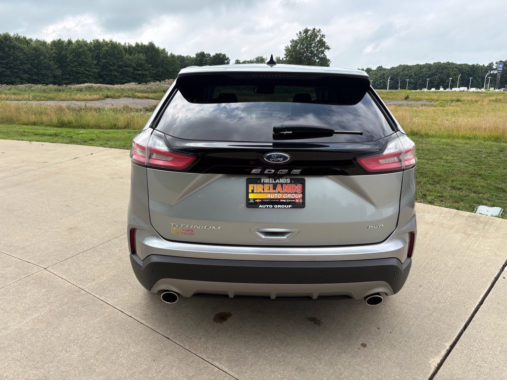 Used 2022 Ford Edge Titanium AWD/4WD image 8