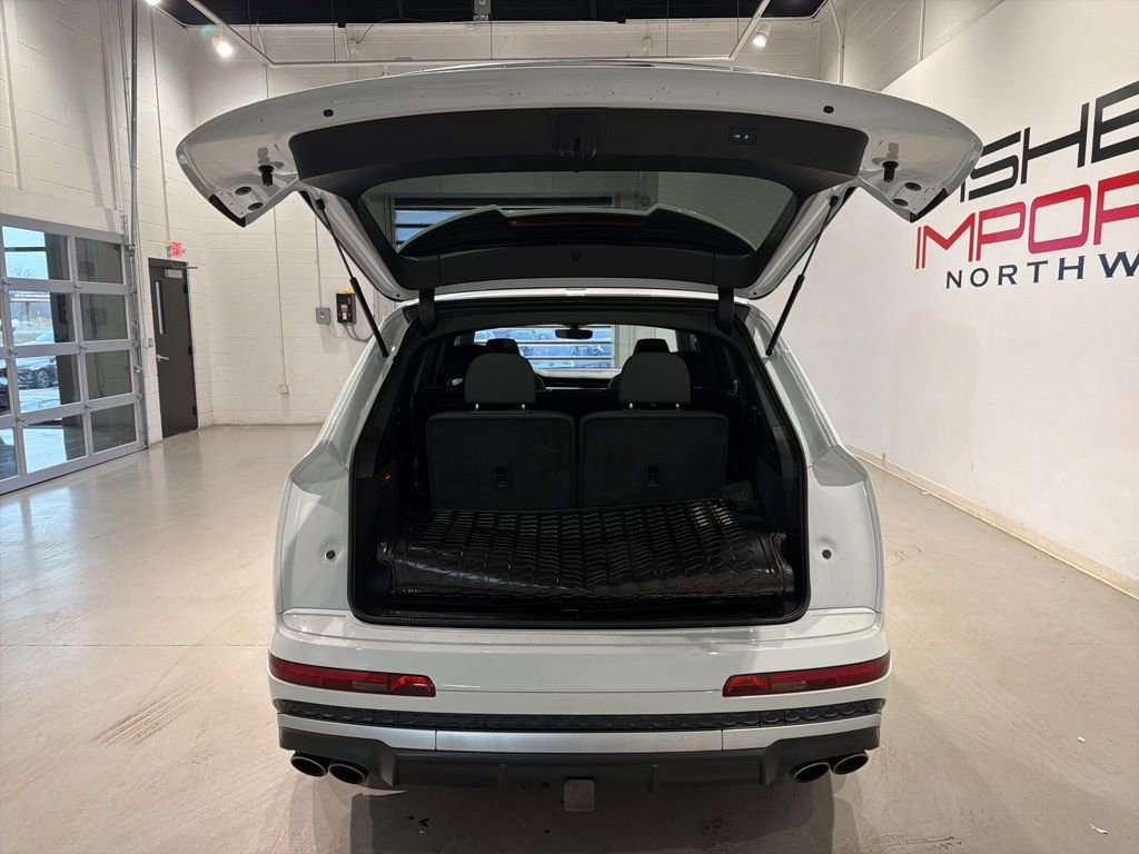 Used 2025 Audi SQ7 Prestige image 42
