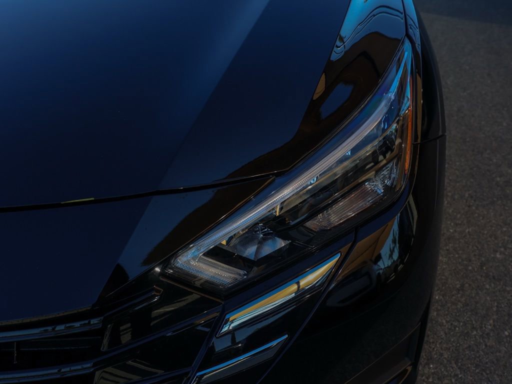 New 2025 Nissan Versa SV w/ Trunk Package image 10