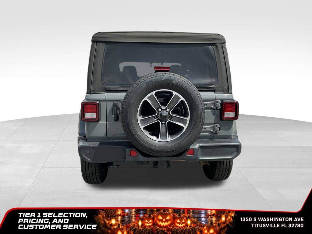 Used 2023 Jeep Wrangler Unlimited Sahara w/ Cold Weather Group AWD/4WD image 6