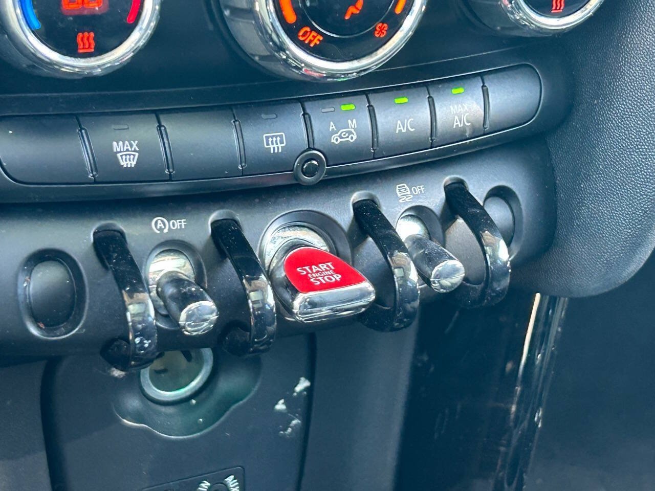 Used 2016 MINI Cooper S FWD image 31