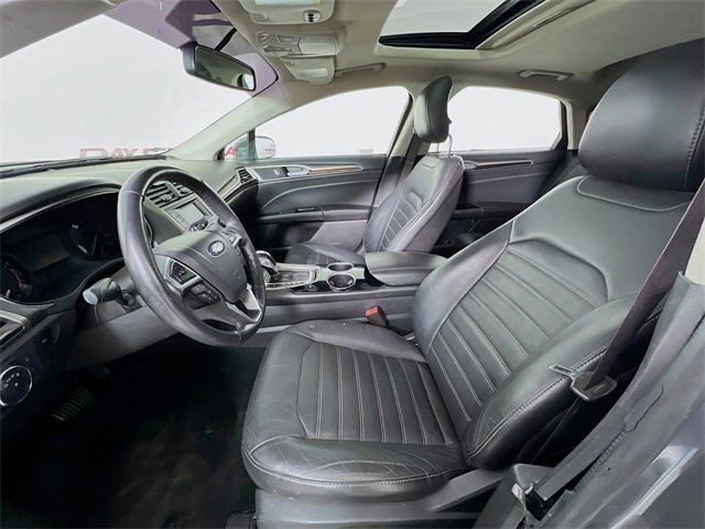 Used 2013 Ford Fusion SE image 10