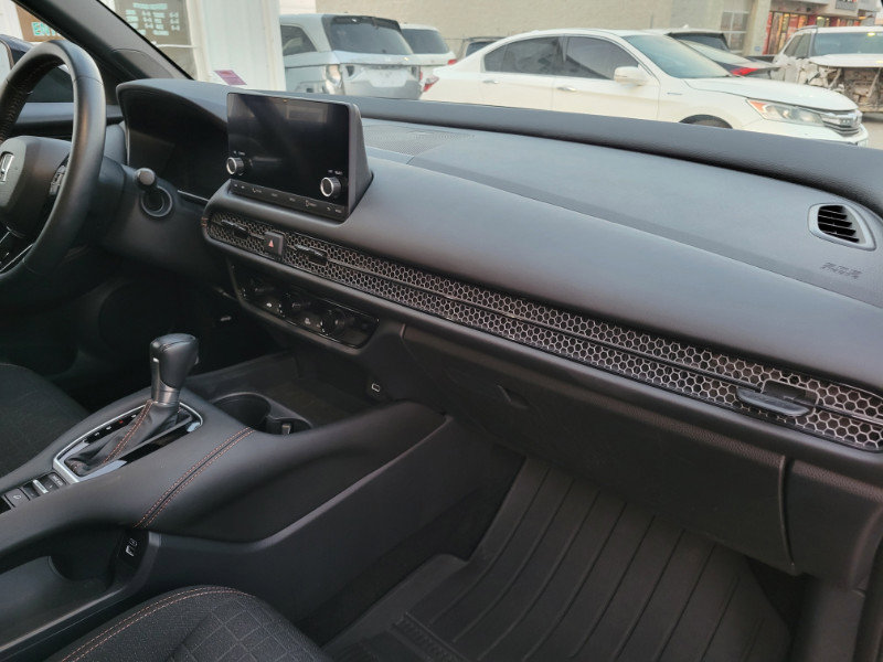 Used 2023 Honda HR-V Sport image 19