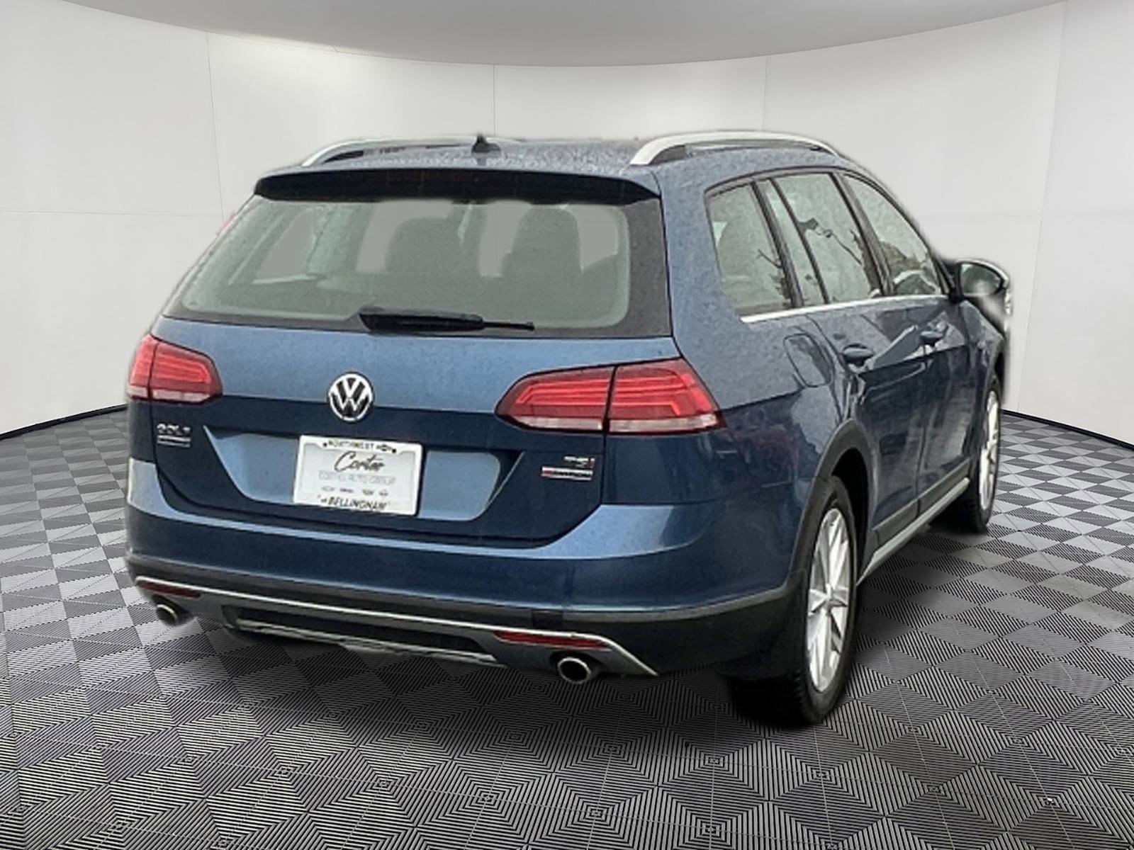 Used 2018 Volkswagen Golf Alltrack SE image 6