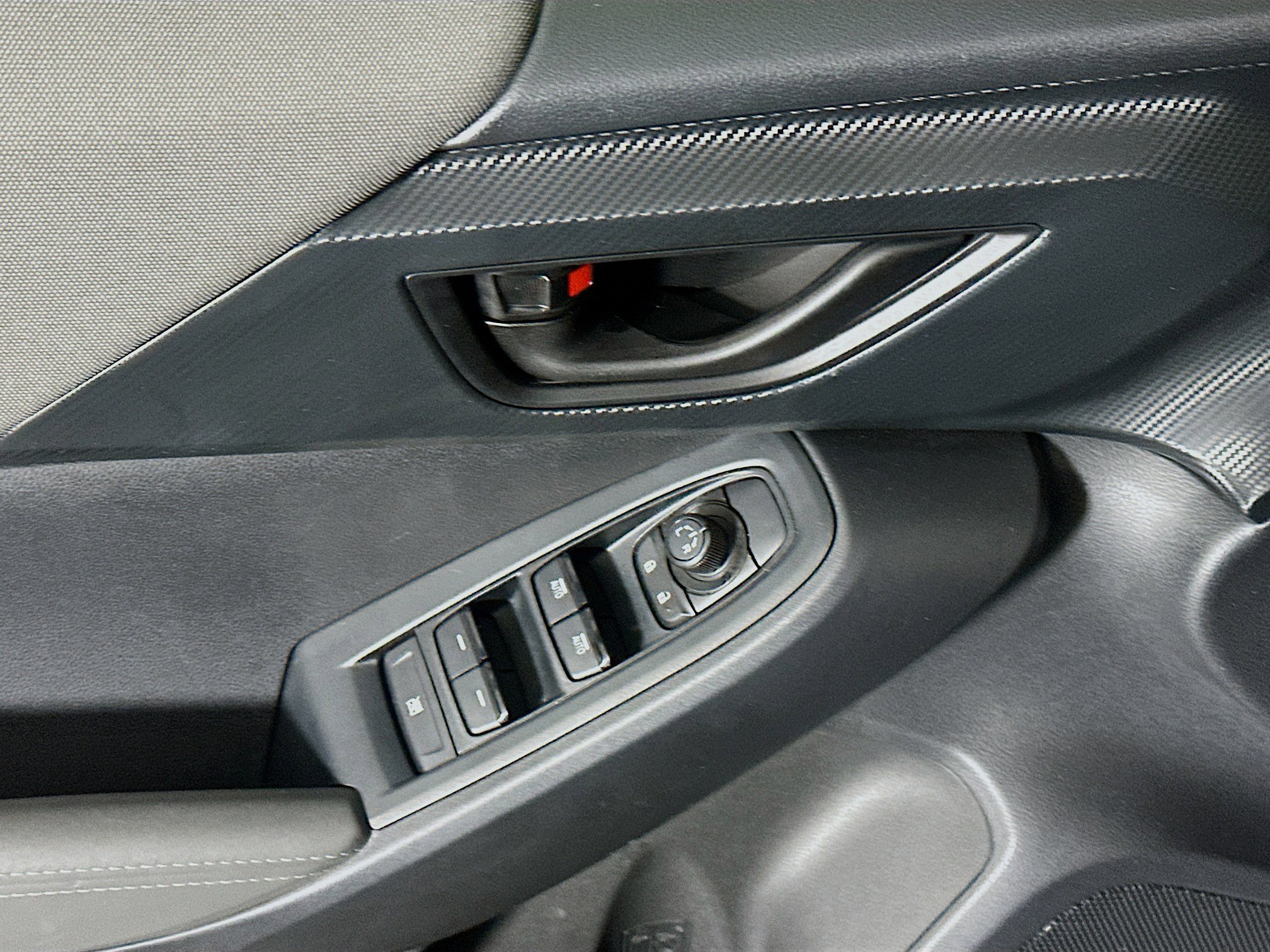 Used 2024 Subaru Crosstrek 2.0i Premium image 15