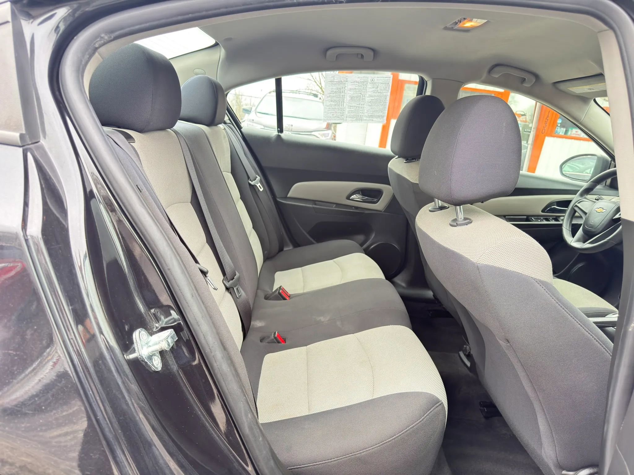 Used 2016 Chevrolet Cruze LS FWD image 11