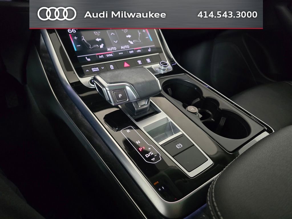 Used 2023 Audi Q8 Premium w/ Convenience Package AWD/4WD image 29