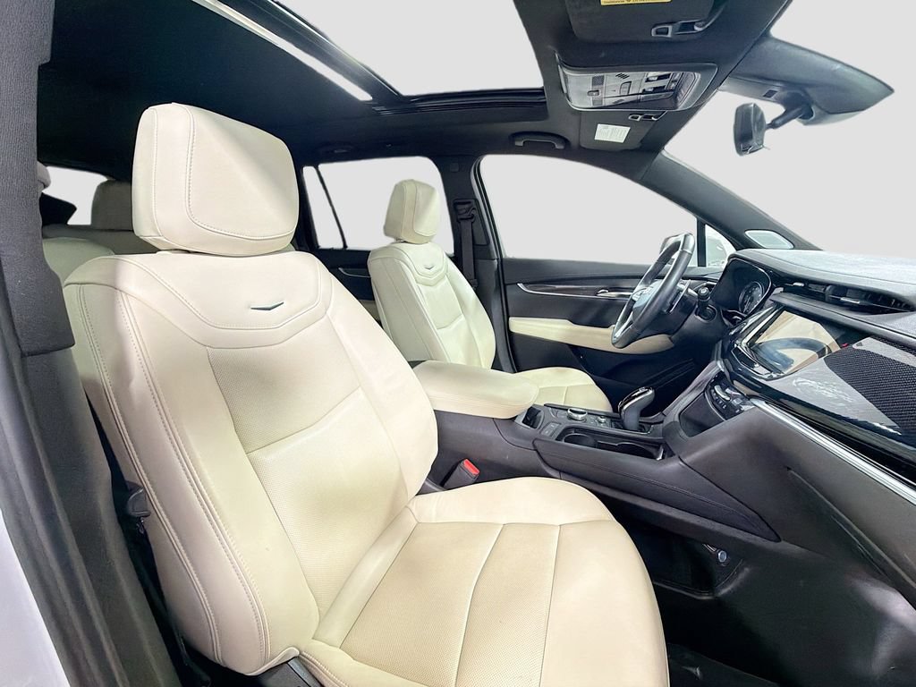 Certified 2024 Cadillac XT6 Sport w/ Technology Package AWD/4WD image 32