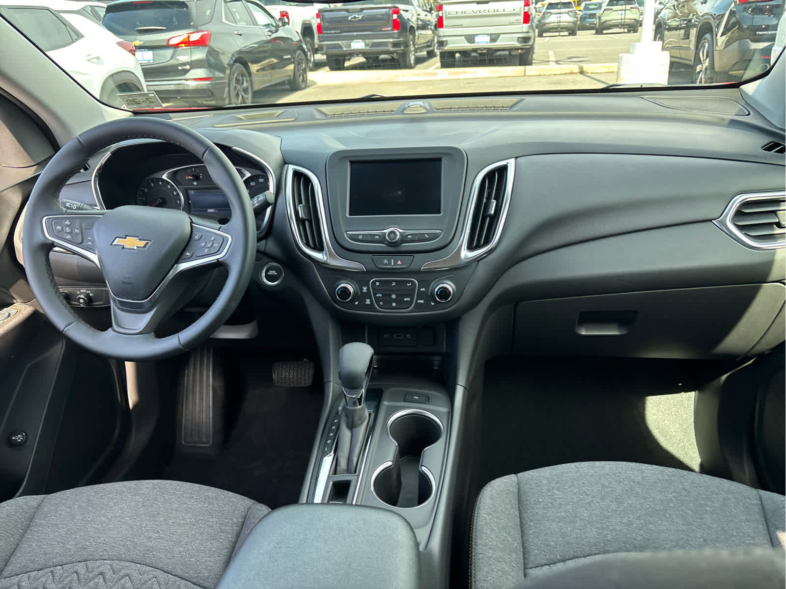 Certified 2024 Chevrolet Equinox LT w/ LPO, Floor Liner Package image 30