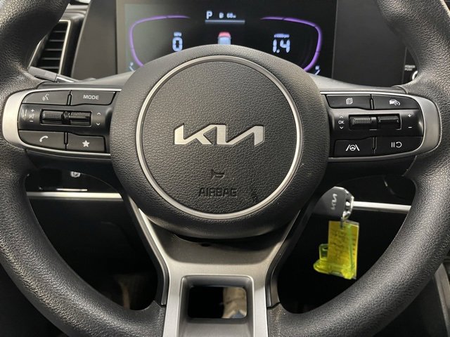 Used 2024 Kia Sportage LX image 9
