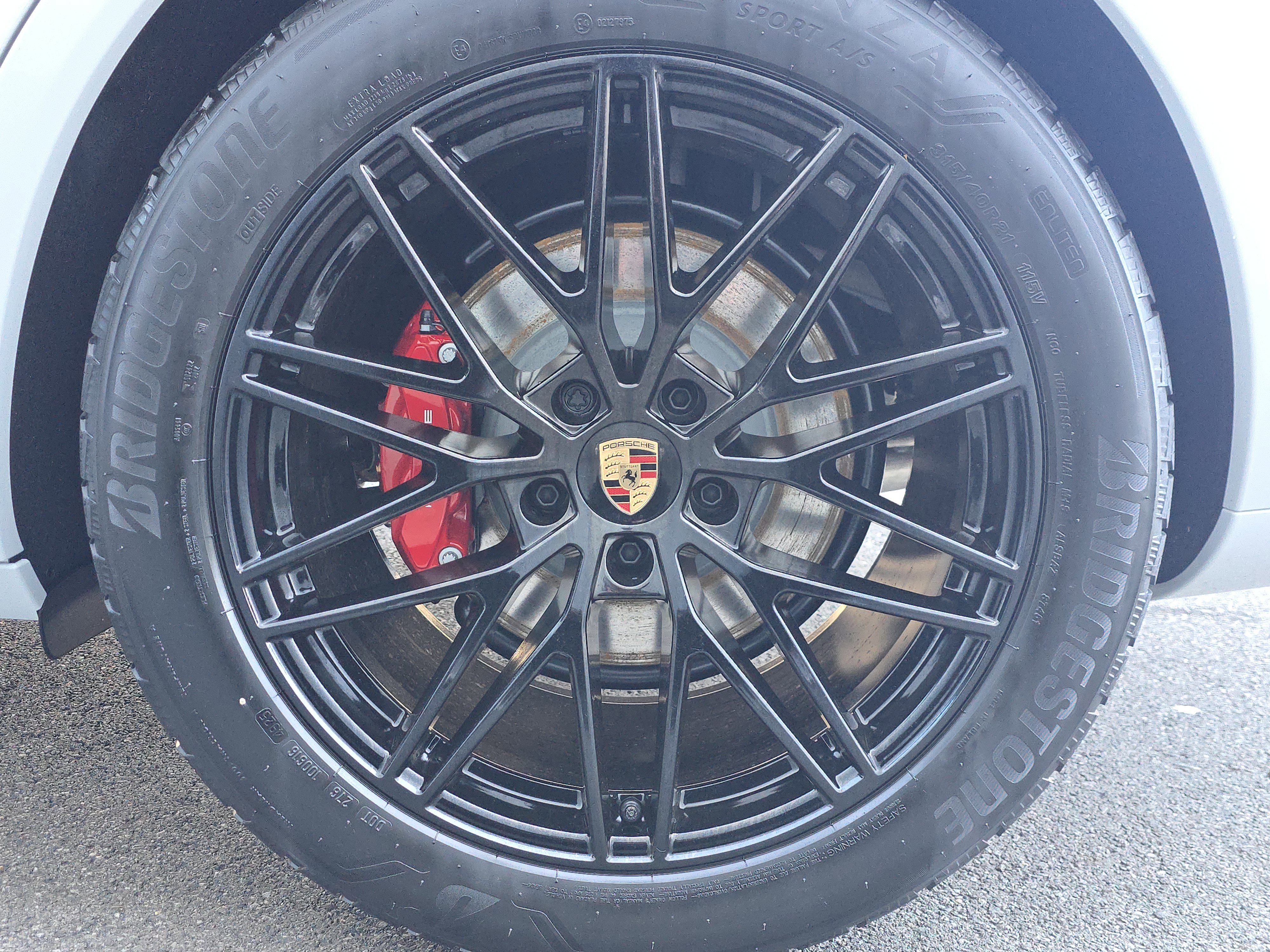 New 2026 Porsche Cayenne GTS image 28