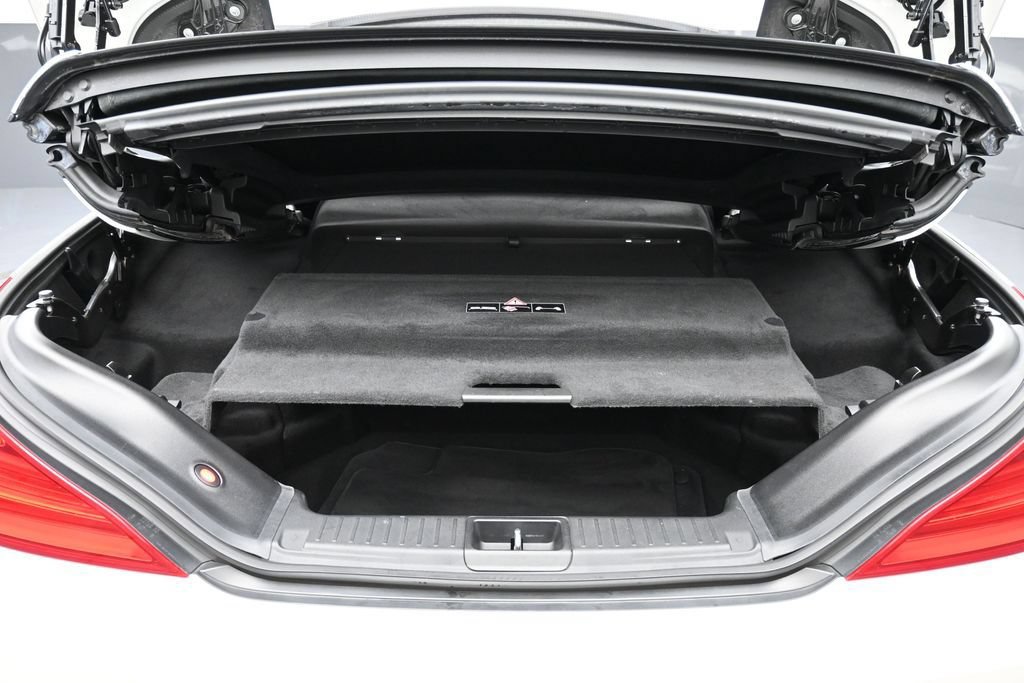Used 2016 Mercedes-Benz SL 550 image 19