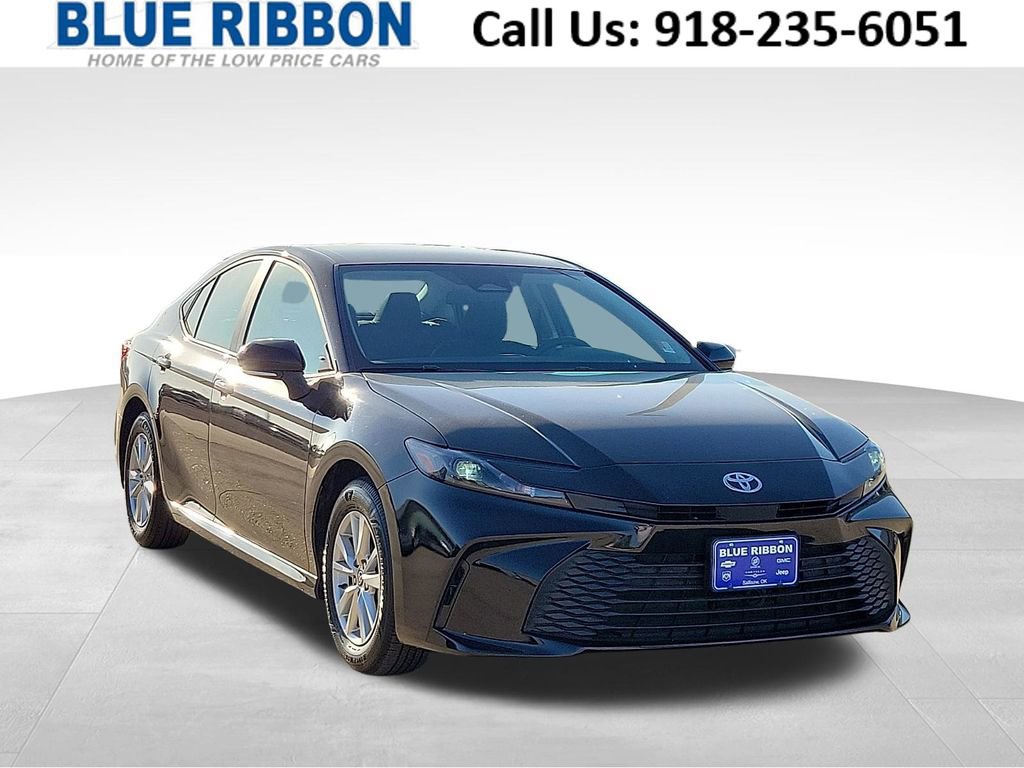 Used 2025 Toyota Camry LE