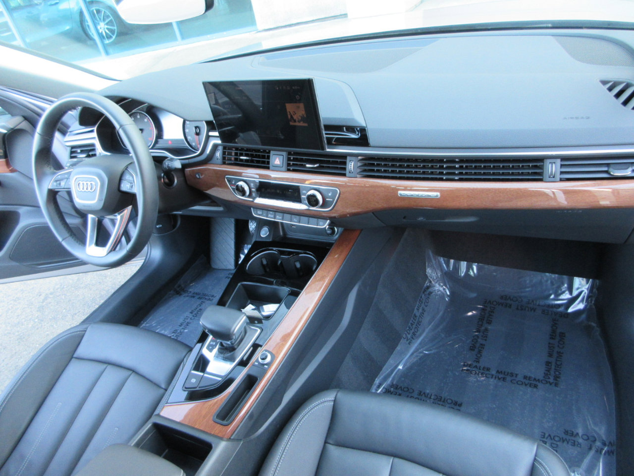 Used 2024 Audi A4 2.0T Premium image 27