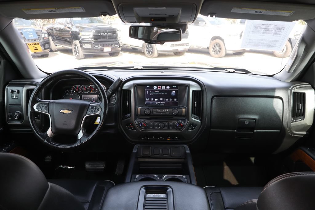 Used 2018 Chevrolet Silverado 1500 High Country RWD image 29