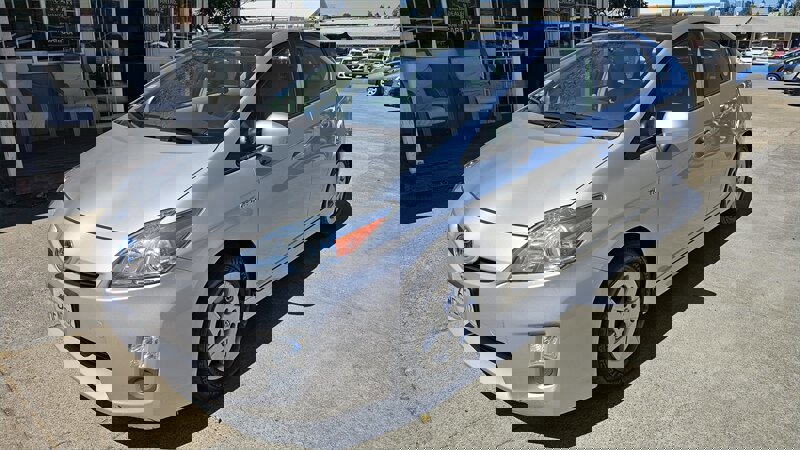 Used 2010 Toyota Prius Two FWD image 1