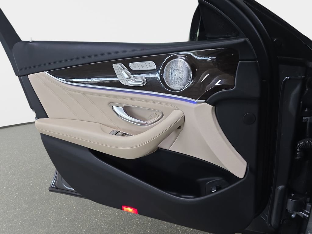 Used 2017 Mercedes-Benz E 43 AMG 4MATIC Sedan image 27