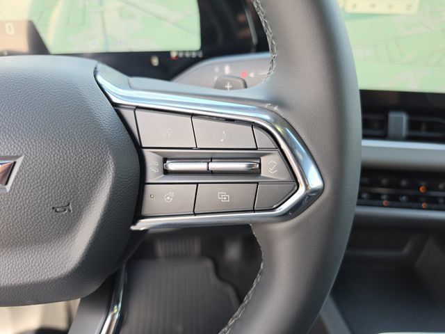 New 2027 Chevrolet Equinox LT w/ Convenience Package II FWD image 32