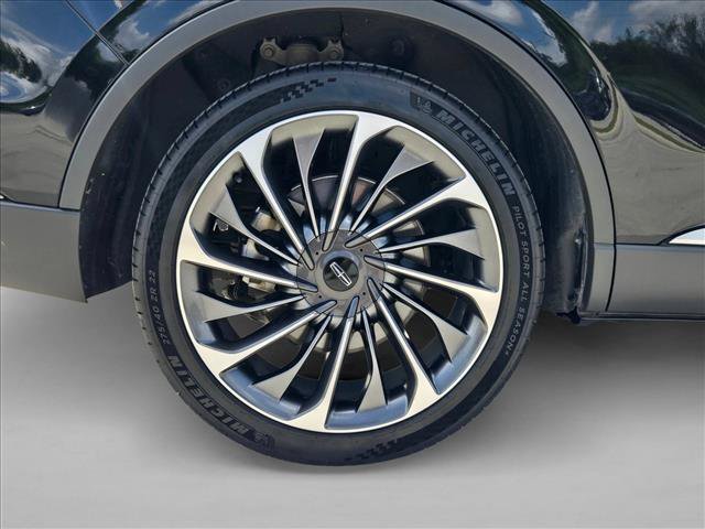 Used 2023 Lincoln Aviator Reserve w/ Equipment Group 201A AWD/4WD image 26