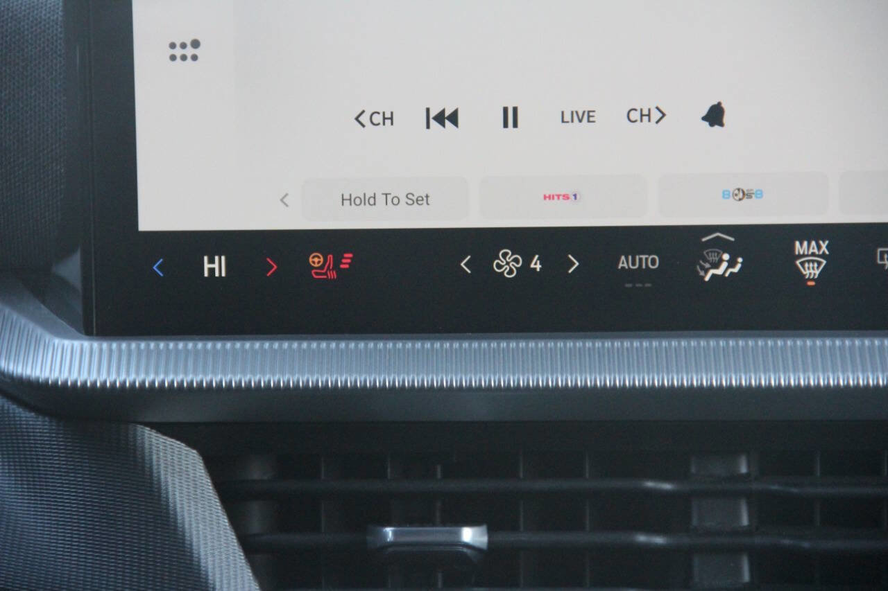 Certified 2025 Ford Explorer ST-Line image 22