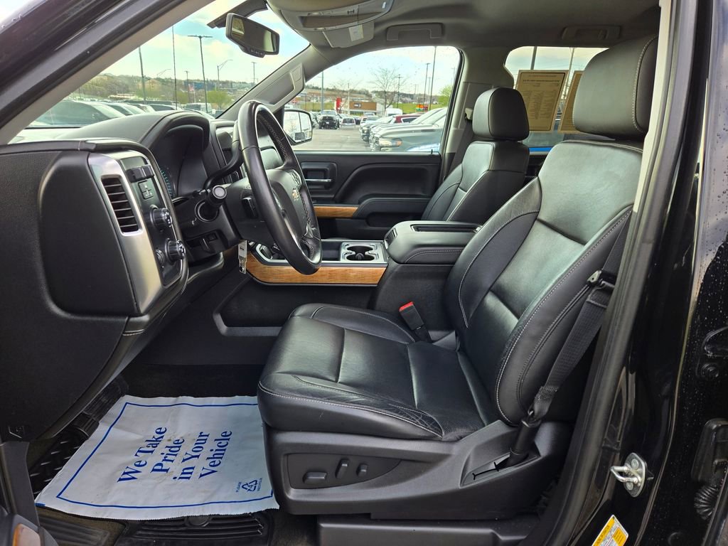 Used 2018 Chevrolet Silverado 1500 LTZ w/ Sport Package image 15