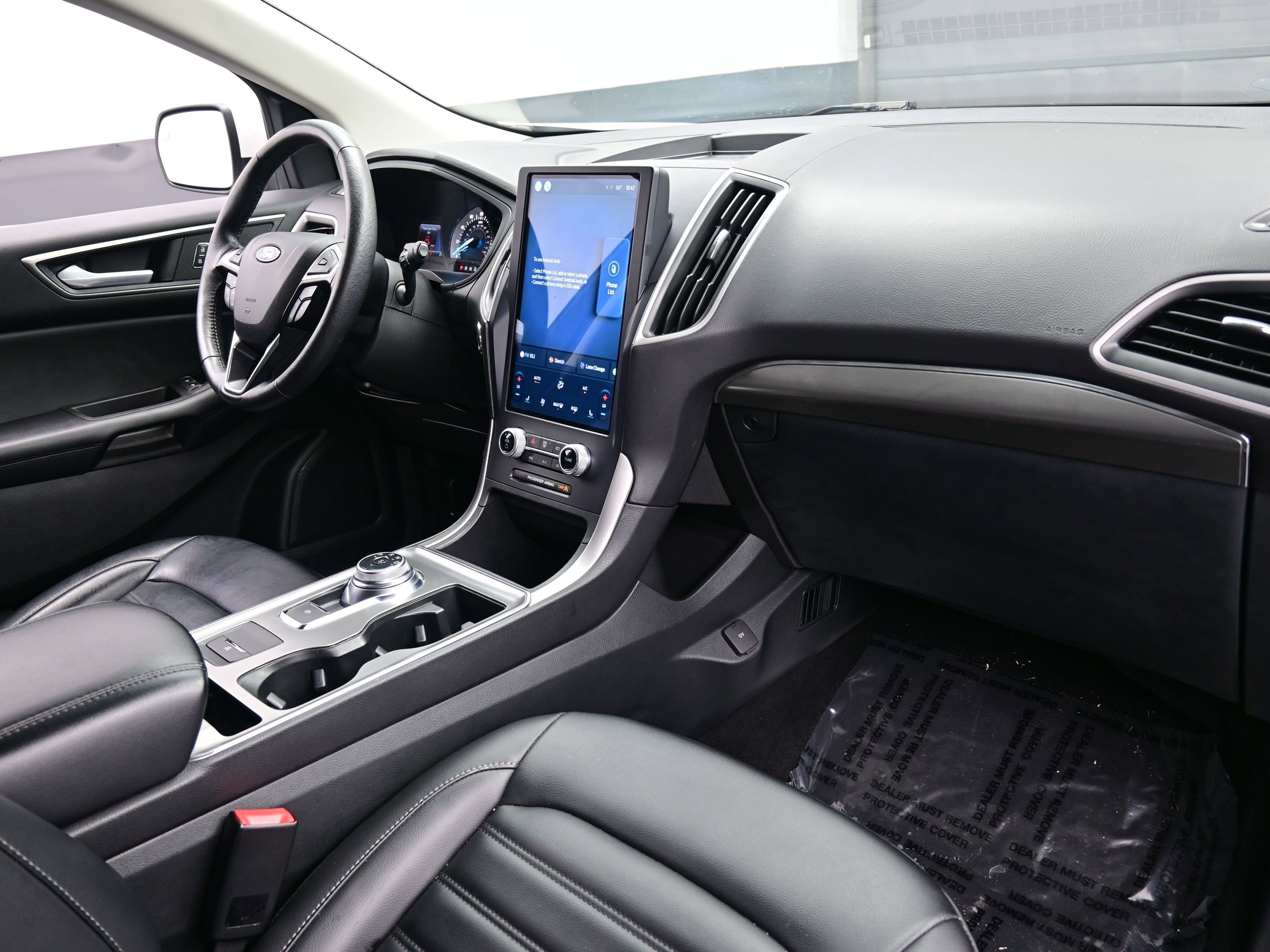 Used 2022 Ford Edge SEL image 16