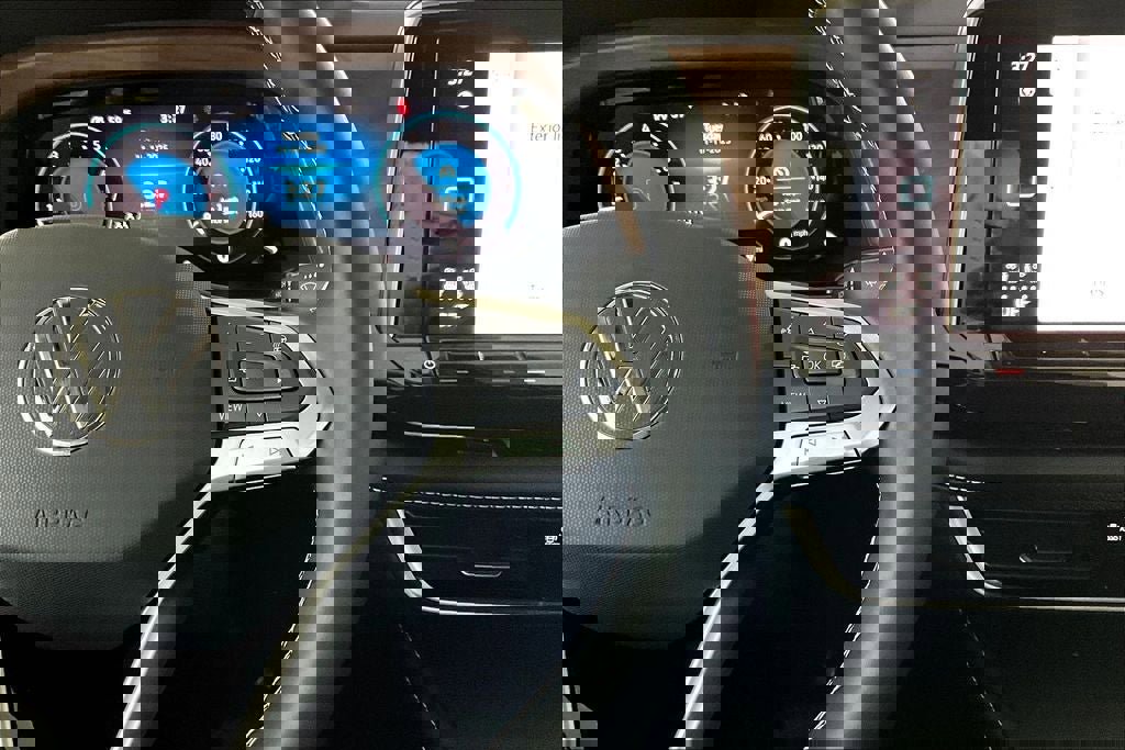 New 2026 Volkswagen Atlas SE image 22