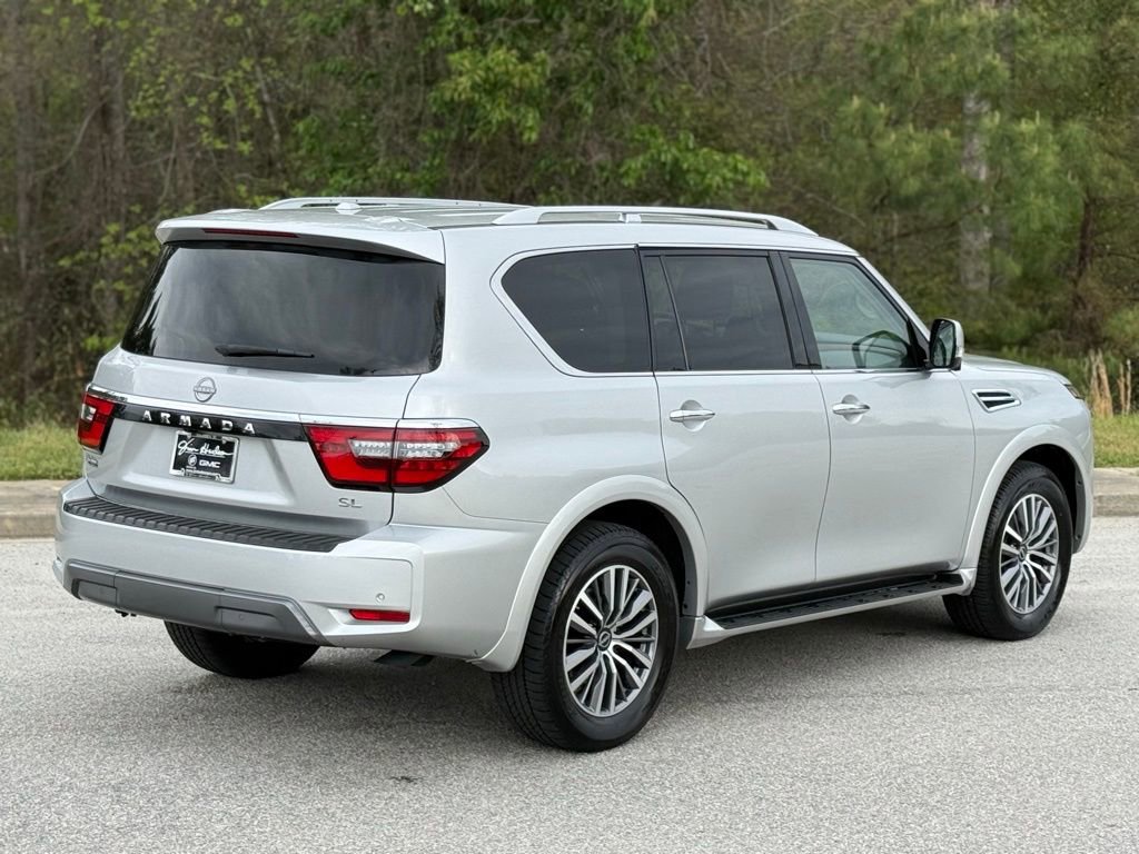 Used 2024 Nissan Armada SL w/ Captain's Chairs Package image 19