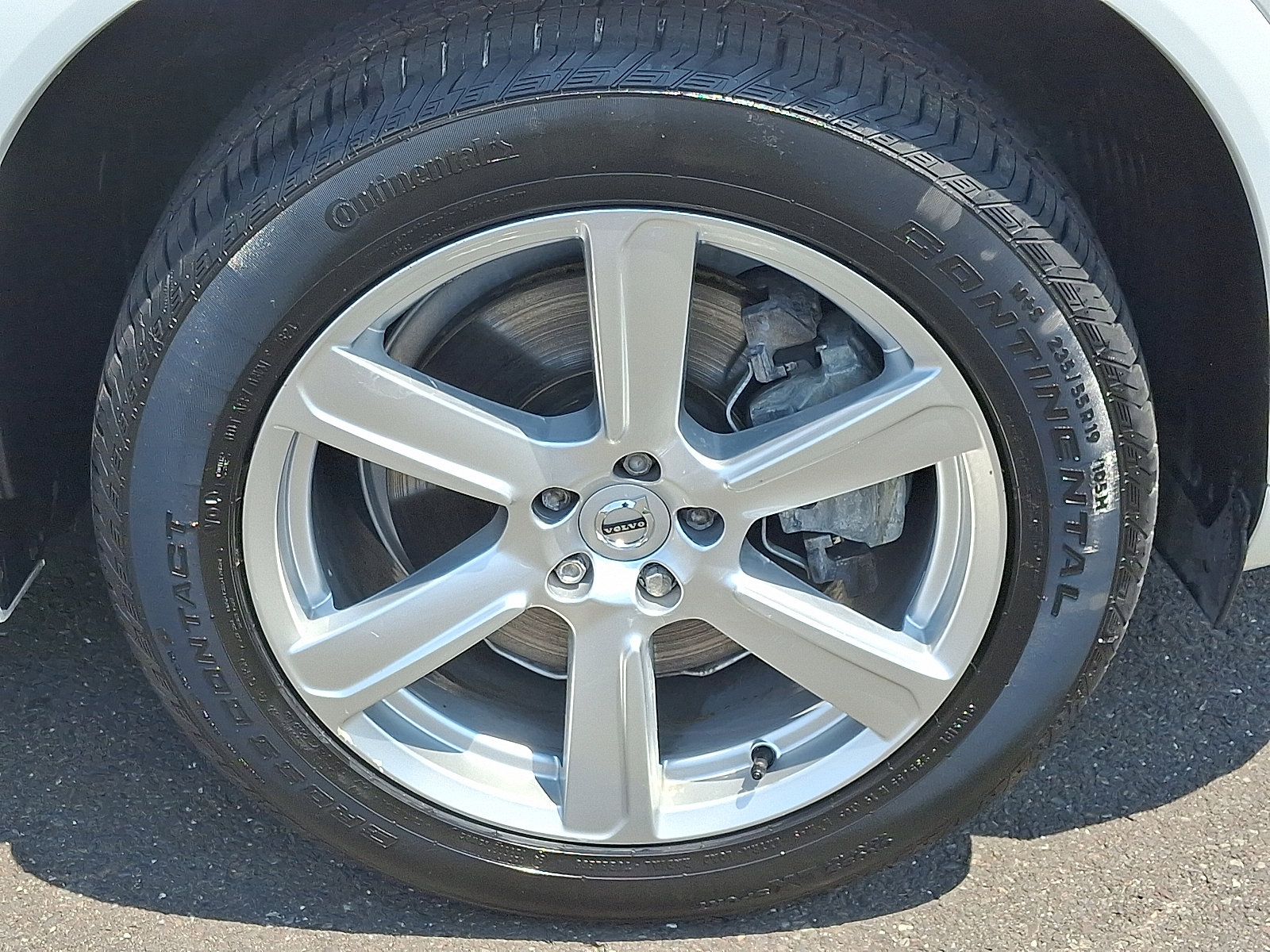 Certified 2024 Volvo XC90 B5 Core w/ Protection Package Premier AWD/4WD image 8