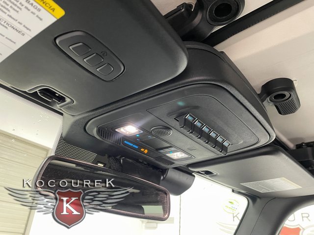 New 2025 Ford Bronco Raptor image 18