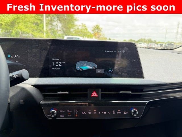 Used 2024 Kia EV6 Light image 7