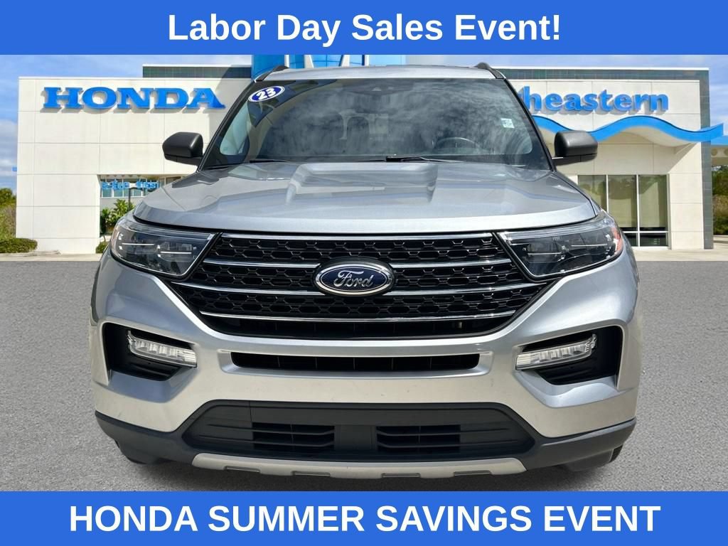 Used 2023 Ford Explorer XLT w/ Equipment Group 202A RWD video 2
