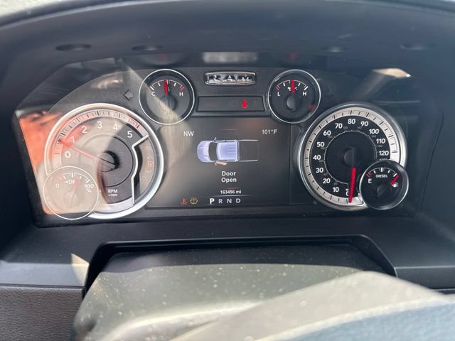 Used 2017 RAM 1500 Laramie w/ Convenience Group AWD/4WD image 11