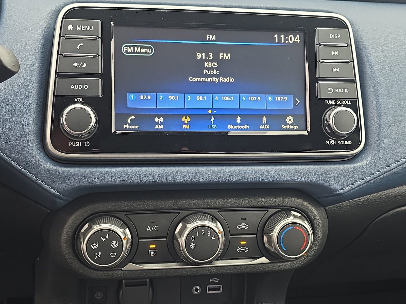 New 2025 Nissan Versa SV w/ Trunk Package image 17