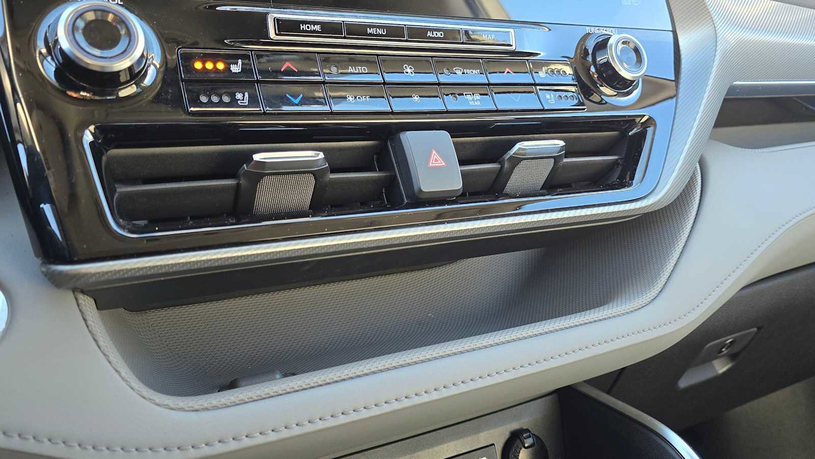 Used 2022 Toyota Highlander Platinum image 35