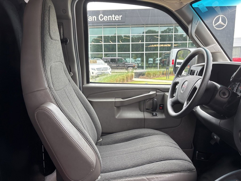 Used 2023 GMC Savana 2500 w/ Driver Convenience Package image 26