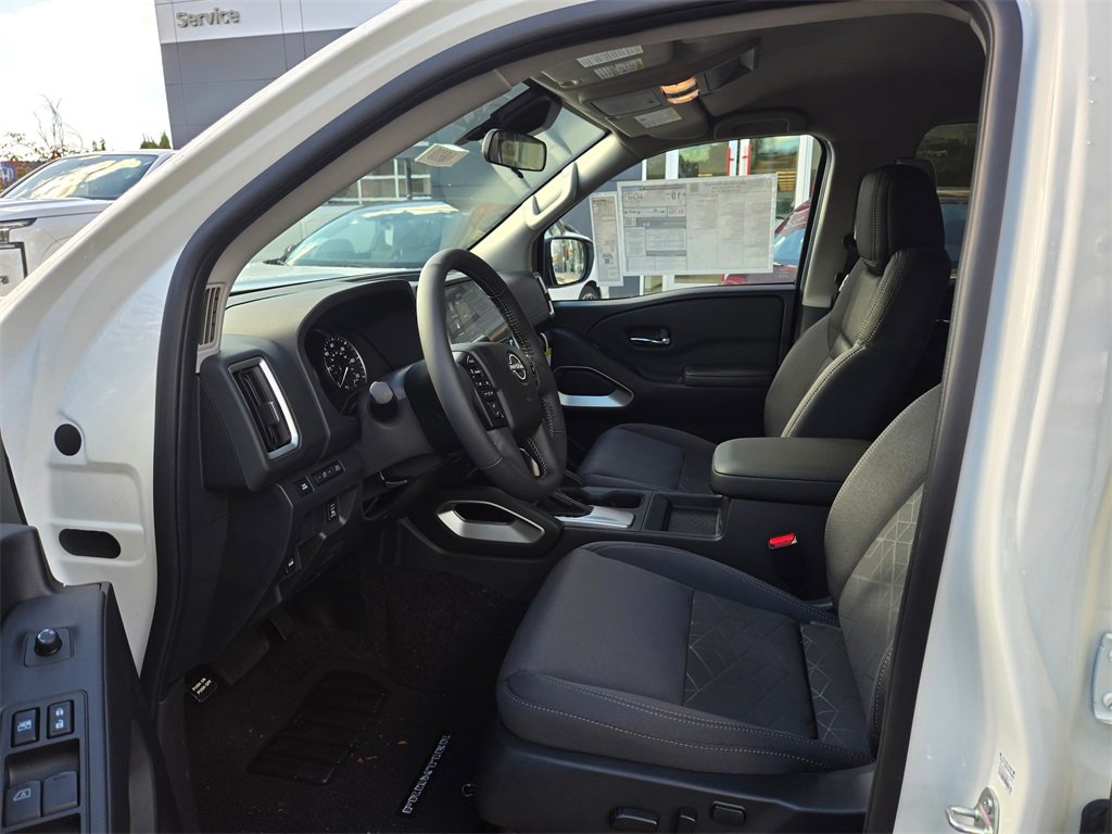 New 2025 Nissan Frontier SV w/ SV Convenience Package image 7