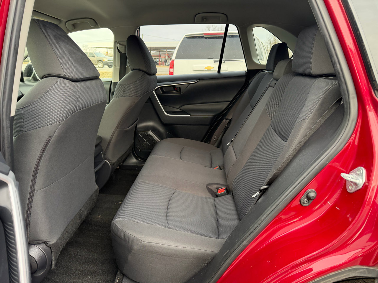 Used 2019 Toyota RAV4 LE image 50