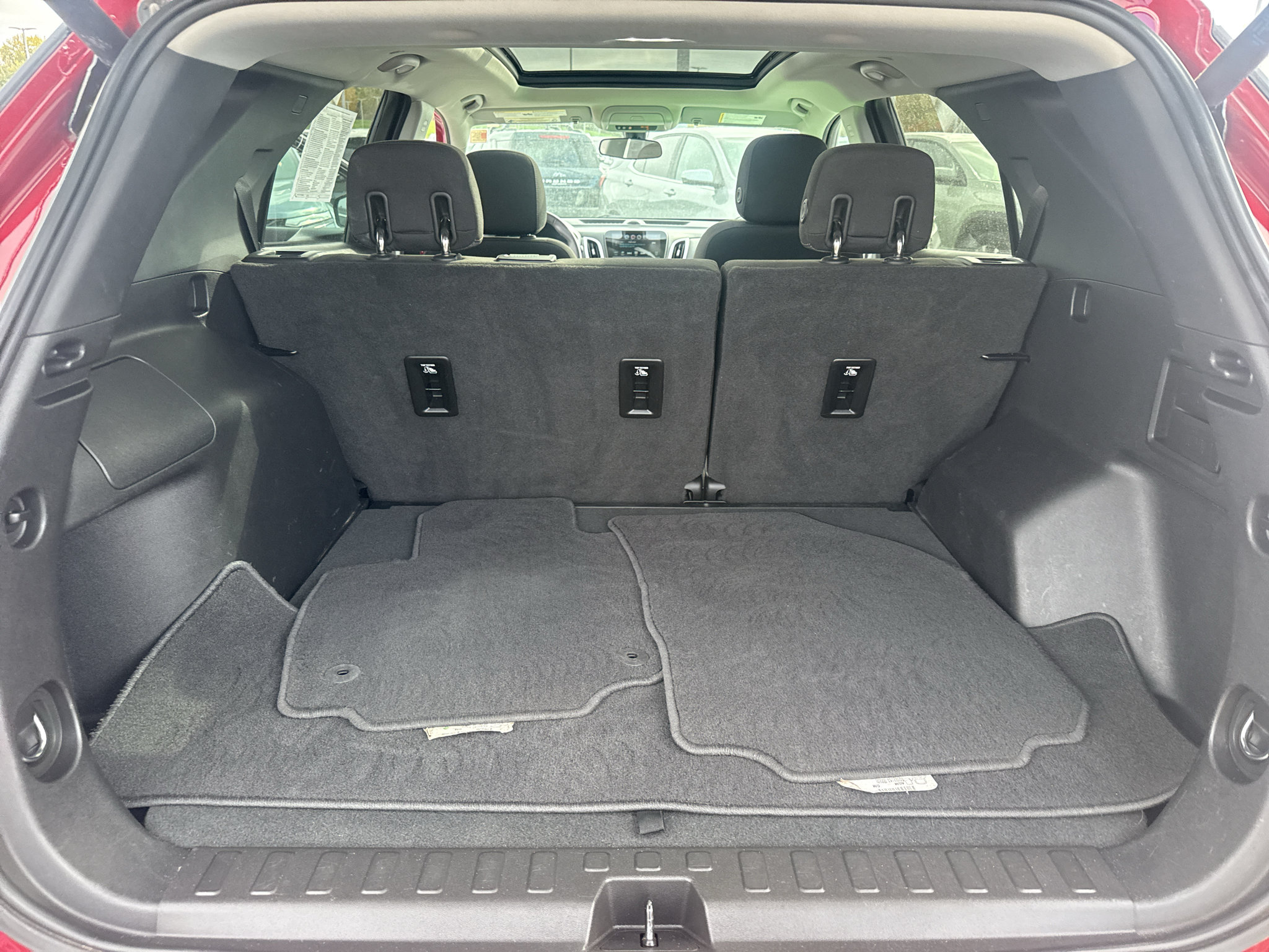 Certified 2018 Chevrolet Equinox LT FWD image 17